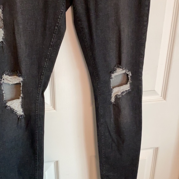 Hue Jean Leggings Ripped Ankle Slit Denim Black Wash Size Small - Picture 6 of 11